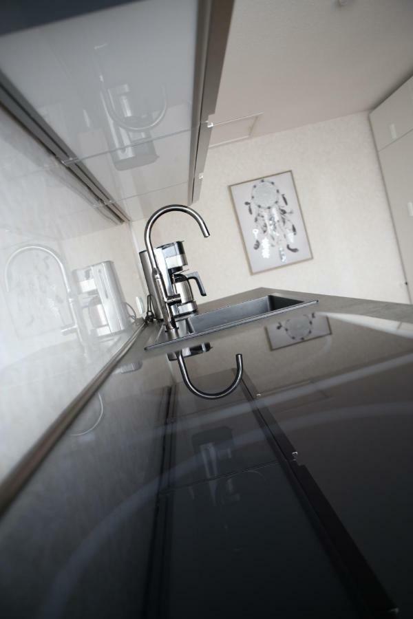 Artha Apartment Rust Ngoại thất bức ảnh